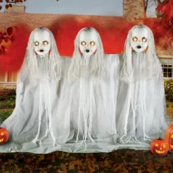 Collections Etc Halloween Ghostly Children With LED Lighted Eyes Stake Set 30 X 5.5 X 34.5